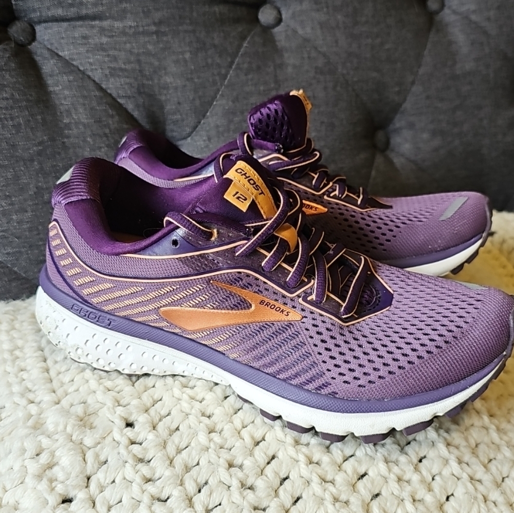 Brooks Women's Ghost Purple running shoes sneakers size 7.5